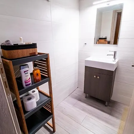 Kyvelia Cosy Apartamento Tesalónica